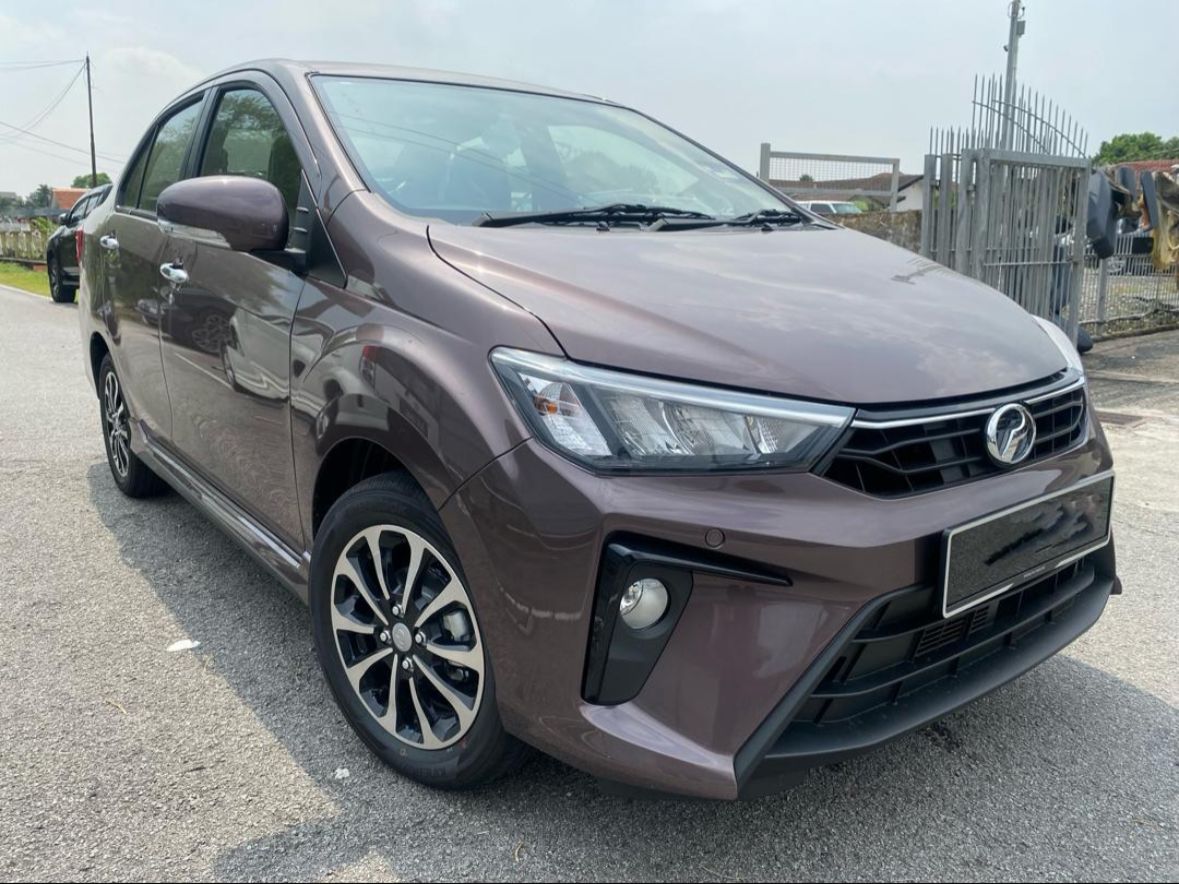Toyota Altis 1.8 2015